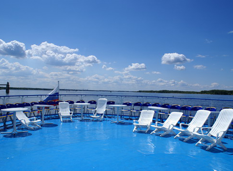 Верхняя палуба теплоход